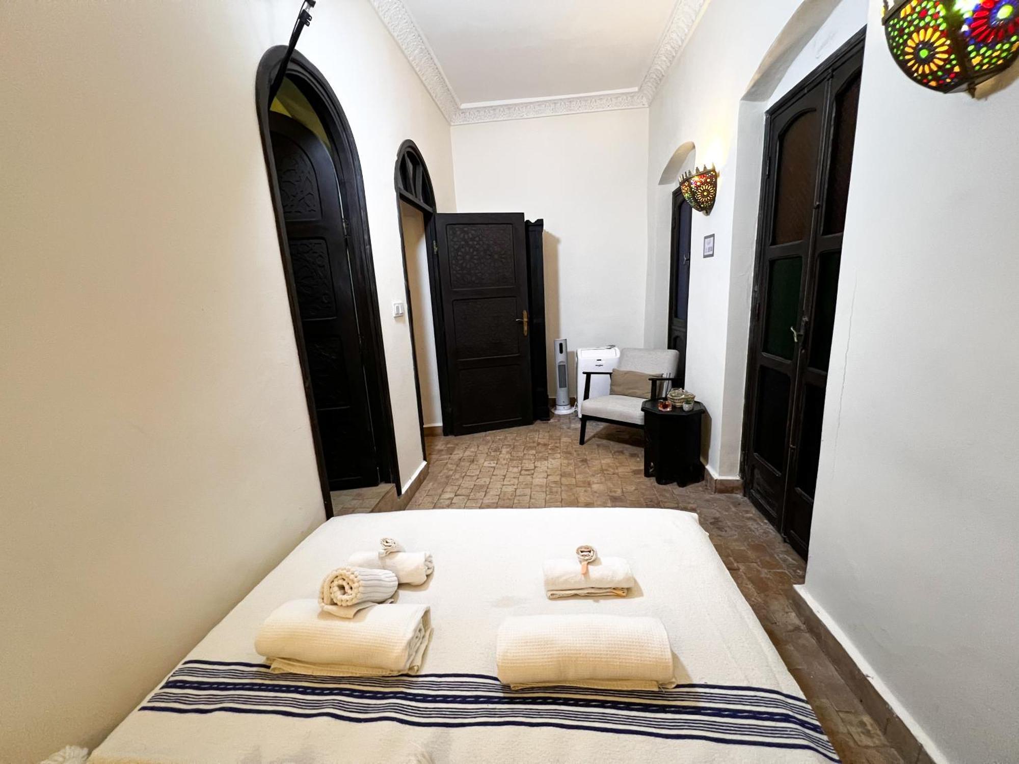 House In Old Medina For 10 Guests Villa Tanger Buitenkant foto